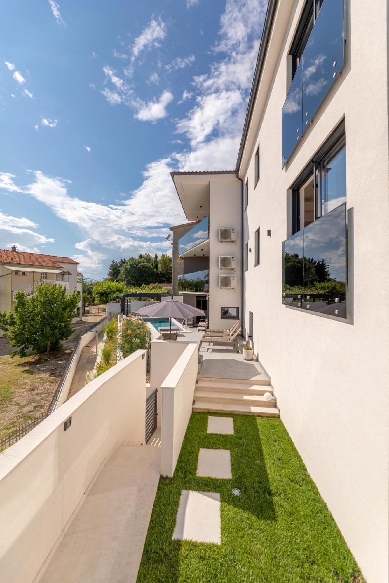 Villa Aurea Apartments Malinska De Luxe Exterior foto